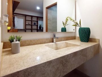 Casa en Venta en Cañadas del Arroyo, 3 Recámaras, Roof Garden, Diseño de Autor