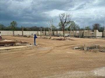 EN VENTA CASA CON AMENIDADES EN SANTA LORETO, CAUCEL | SE ACEPTA INFONAVIT |