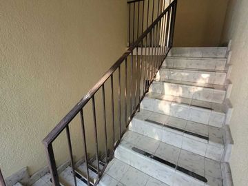 Casa ideal para Negocio o giro Comercial  en la  García Ginerés