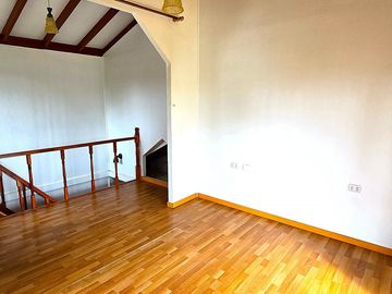 Tranquilidad | Casa y gran terreno 679mts | Av. Valparaíso - Villa Alemana