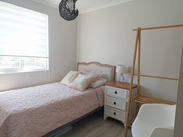 OPORTUNIDAD  ESPECTACULAR CONDOMINIO 4 DORM, PISC, QUINCHO