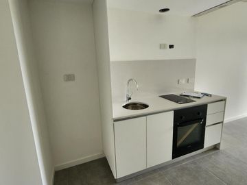 Venta 3 ambientes en piso alto. Domus Parque. Multiamenities. Gran parque
