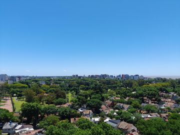 Venta 3 ambientes en piso alto. Domus Parque. Multiamenities. Gran parque