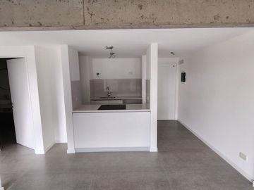 Venta 3 ambientes en piso alto. Domus Parque. Multiamenities. Gran parque