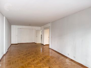 Venta Departamento 3 Ambientes Semipiso Balcón Recoleta