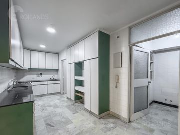 Venta Departamento 3 Ambientes Semipiso Balcón Recoleta