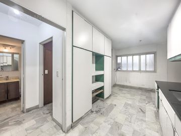 Venta Departamento 3 Ambientes Semipiso Balcón Recoleta