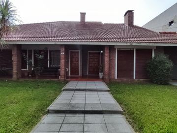 Casa en Brandsen al 500, Temperley Oeste