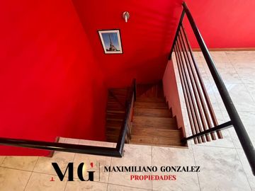 Casa en venta, 7 ambientes - Tristán Suárez