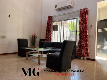 Casa en venta, 7 ambientes - Tristán Suárez