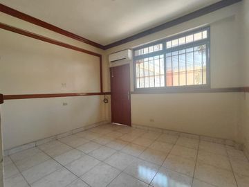 Venta de Casa Unifamiliar en Manta