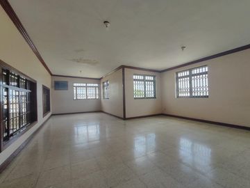 Venta de Casa Unifamiliar en Manta