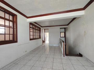 Venta de Casa Unifamiliar en Manta