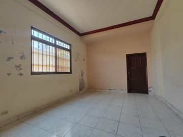 Venta de Casa Unifamiliar en Manta