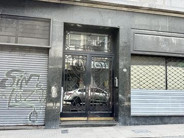 ATENCION INVERSORES - DEPTO . A REFACCIONAR