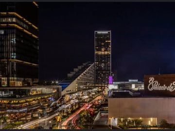 PENT HOUSE EN HYATT -  VISTA A ANDARES.