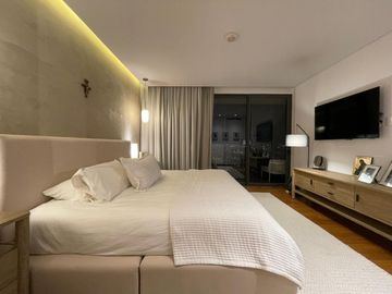 PENT HOUSE EN HYATT -  VISTA A ANDARES.