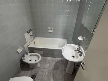 PH 2 ambientes en Venta - Villa Adelina