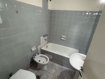 PH 2 ambientes en Venta - Villa Adelina
