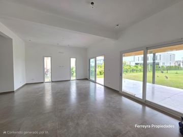 Venta de Casas 5 Ambientes con Pileta