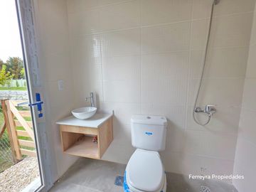 Venta de Casas 5 Ambientes con Pileta