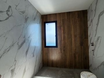 Casa a estrenar en venta - lote interno - con piscina - Barrio pilar del este