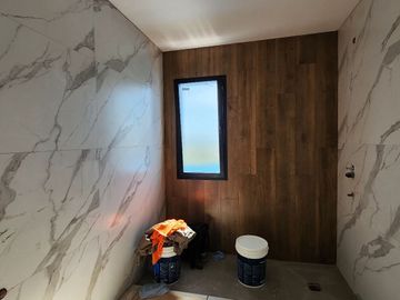 Casa a estrenar en venta - lote interno - con piscina - Barrio pilar del este