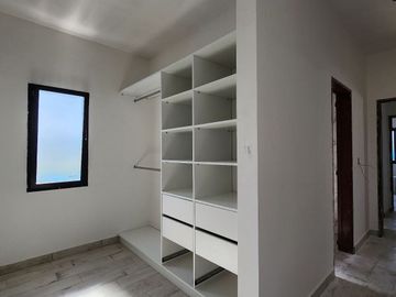 Casa a estrenar en venta - lote interno - con piscina - Barrio pilar del este