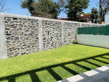 Casa en Fraccionamiento en Lomas de Cocoyoc, Atlatlahucan, Morelos CAEN-1140-Fr
