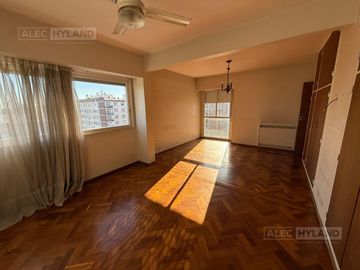 Departamento de 5 ambientes en venta con vista en Martínez