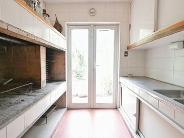 Casa en venta de 5 dormitorios - Funes