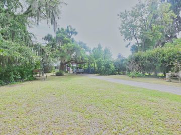 Casa en venta de 5 dormitorios - Funes