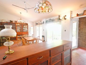 Casa en venta de 5 dormitorios - Funes