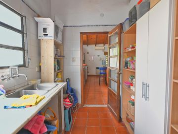 Casa en venta de 5 dormitorios - Funes