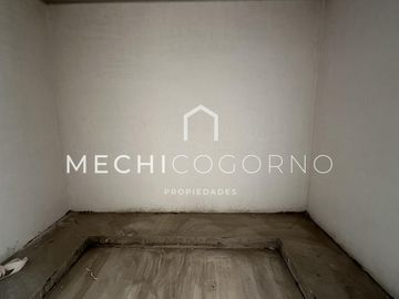 Casa en venta de 4 dormitorios a la laguna en Laguna Grande
