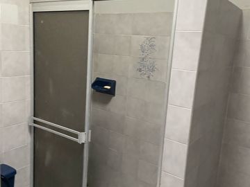 Se Vende Casa En Champagnat De Dos Pisos Comercial
