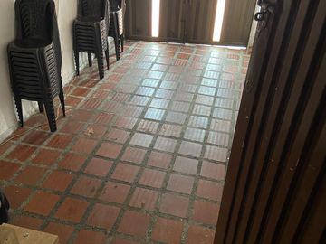 Se Vende Casa En Champagnat De Dos Pisos Comercial