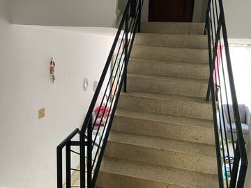Se Vende Casa En Champagnat De Dos Pisos Comercial