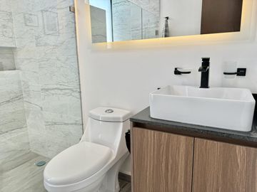 Casa en venta en Valle Imperial, Zapopan, Jal.