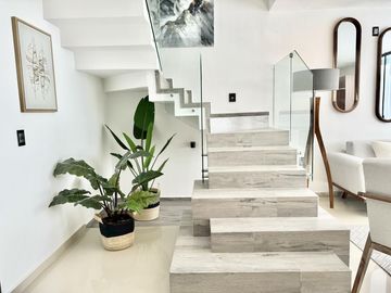 Casa en venta en Valle Imperial, Zapopan, Jal.