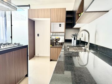 Casa en venta en Valle Imperial, Zapopan, Jal.