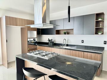 Casa en venta en Valle Imperial, Zapopan, Jal.