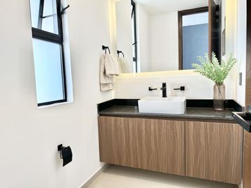 Casa en venta en Valle Imperial, Zapopan, Jal.