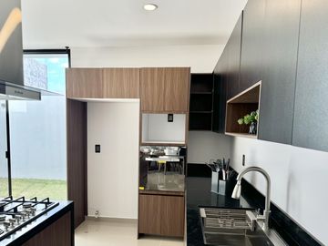 Casa en venta en Valle Imperial, Zapopan, Jal.
