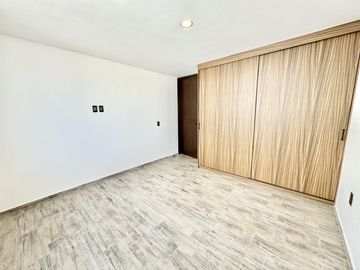 Casa en venta en Valle Imperial, Zapopan, Jal.