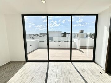 Casa en venta en Valle Imperial, Zapopan, Jal.
