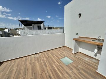 Casa en venta en Valle Imperial, Zapopan, Jal.