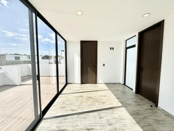 Casa en venta en Valle Imperial, Zapopan, Jal.