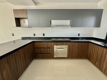 Casa en venta en Valle Imperial, Zapopan, Jal.
