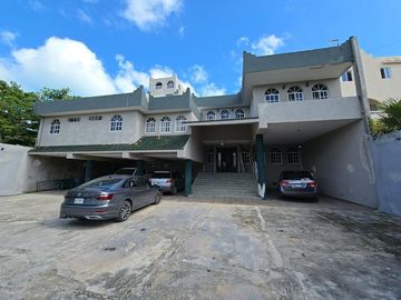 Casa de lujo en Venta Puerto Juárez en Cancún  frente al Mar,  8 recámaras